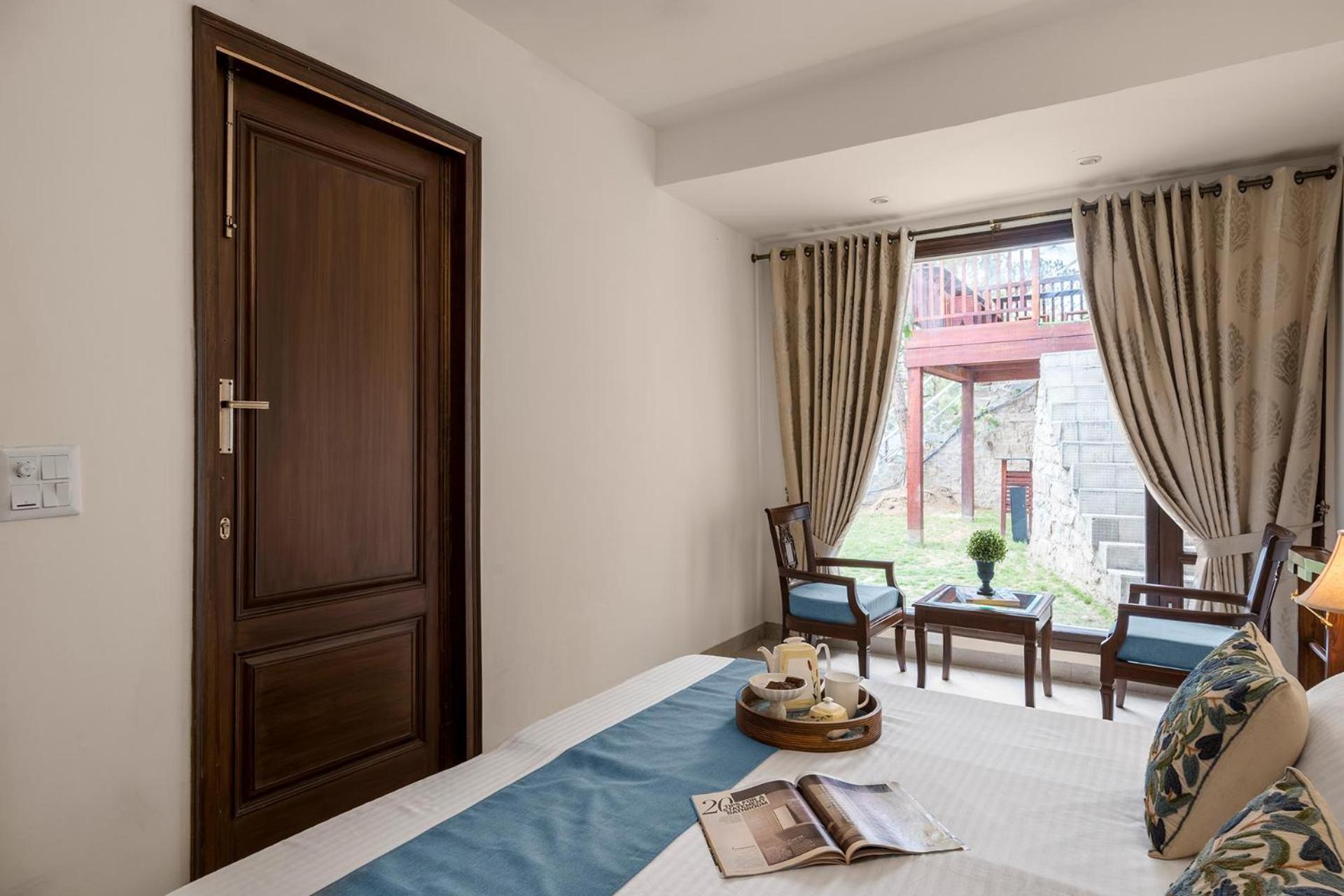 Stayvista At Bellevue With Outdoor Jacuzzi Kasauli Exterior foto